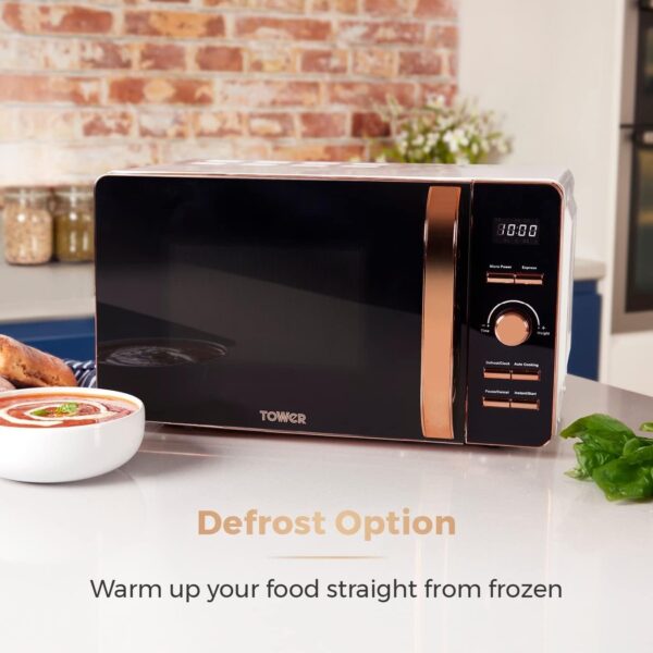 Tower Digital Microwave with 60-Minute Timer and 8 Autocook Settings